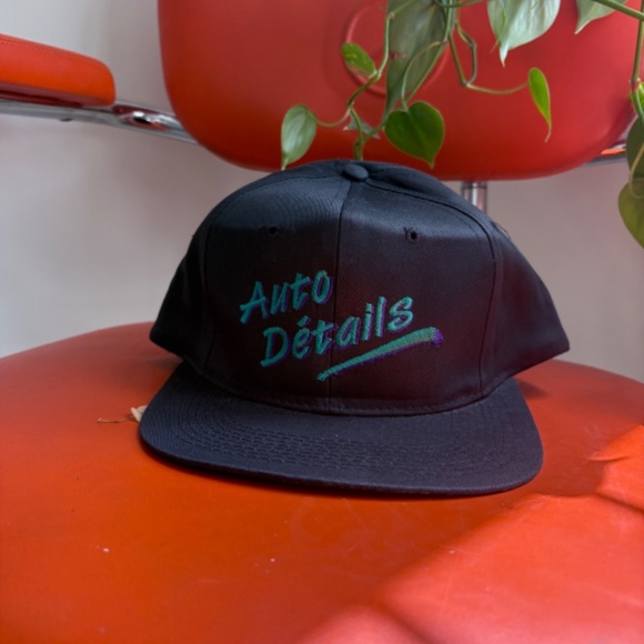 vintage AUTO DETAILS Trucker hat retro font - Picture 8 of 8